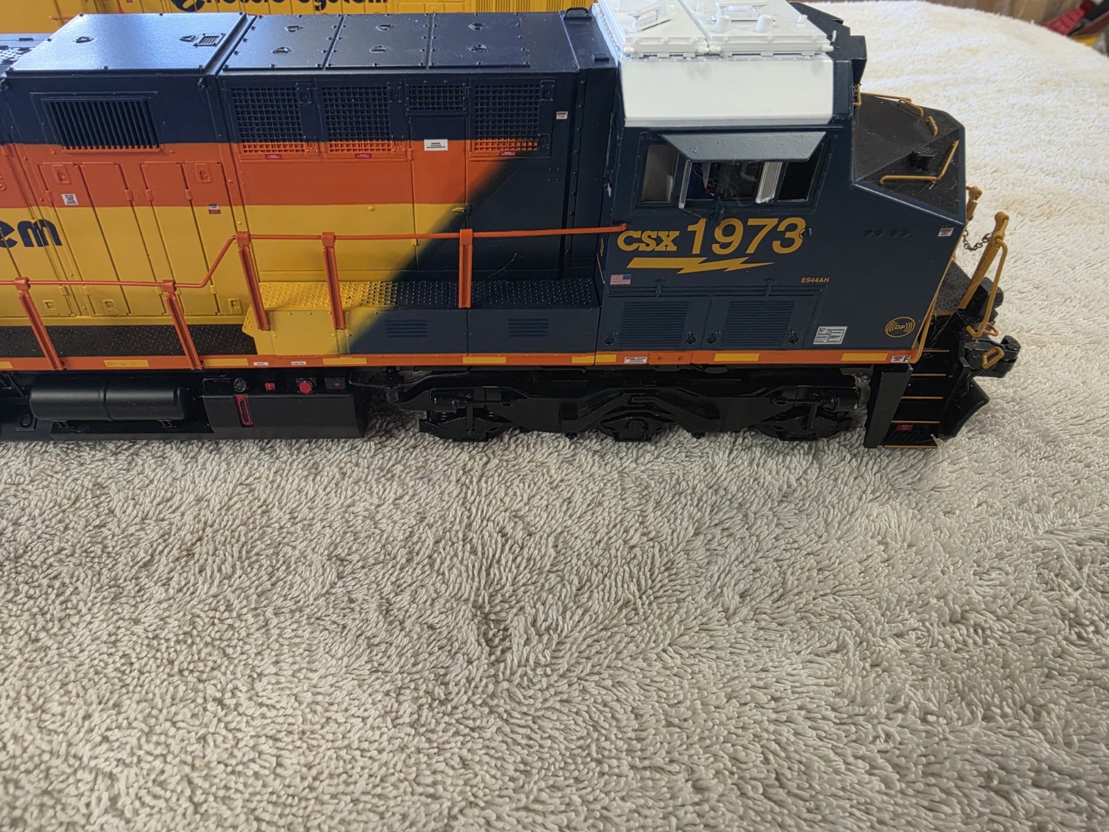 lionel Csx Legacy Es44ac #1973 Chessie And Csx Es44ac #1973 Non-pwd 2433720