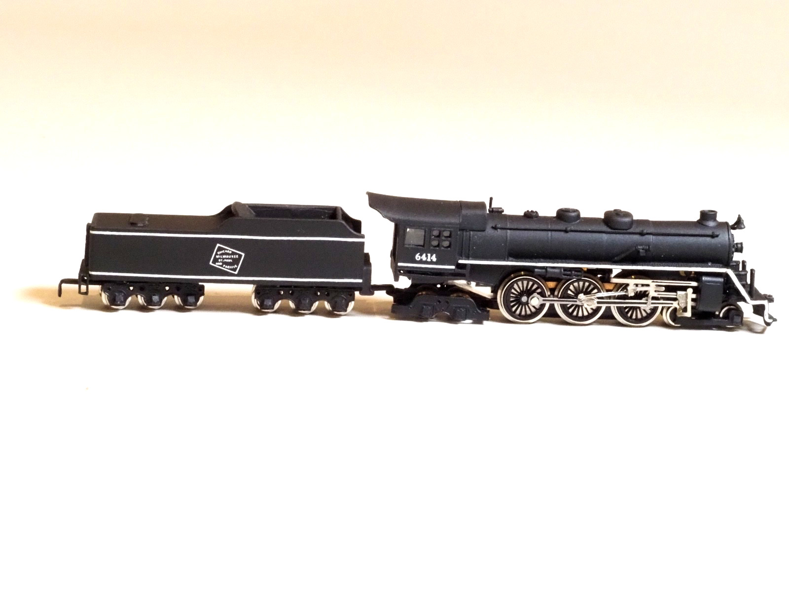 Brass Z-scale Steam Locomotive Milwaukee Hudson & 5 AZL Pullman Passenger cars