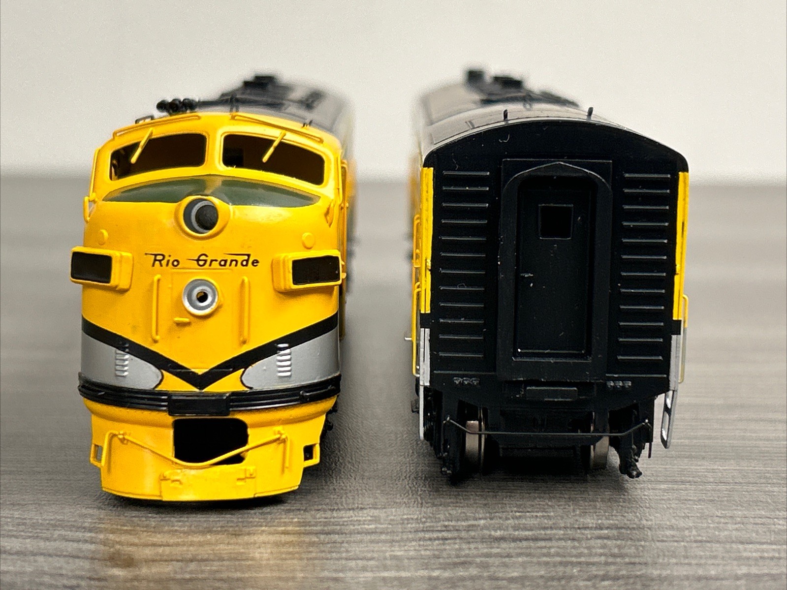 Oriental Limited HO Brass F9AB Diesel Locomotive Set D&RGW Factory Painted/LNIB!