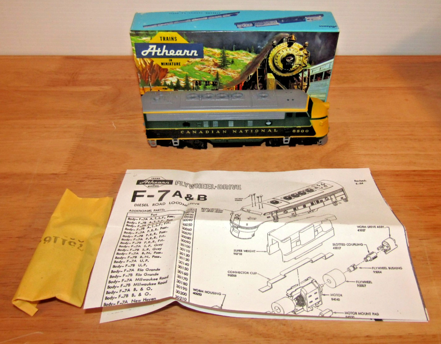 Athearn 3225 HO Scale Canadian National F7A Super Powered Locomotive #6500 New