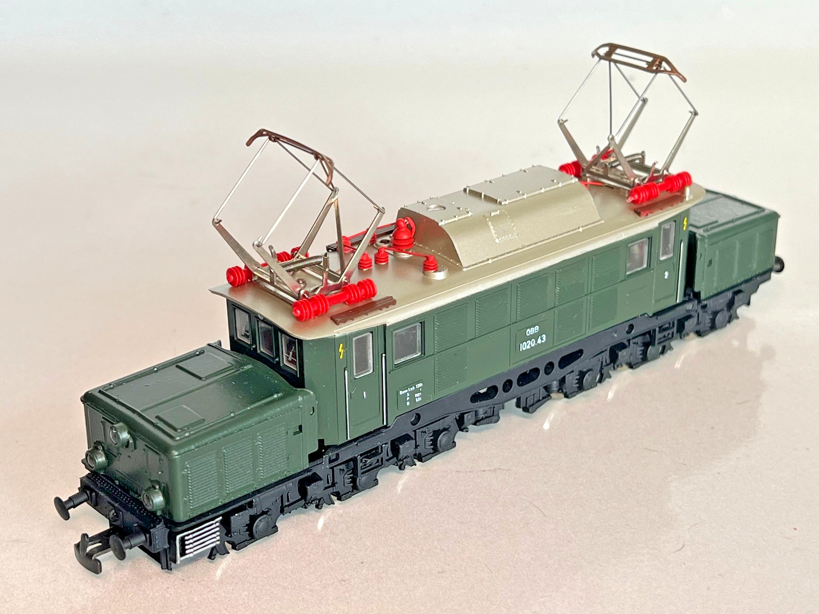 Kleinbahn HO Scale OBB Austrian Railways 1020 “Krokodil” Electric Locomotive