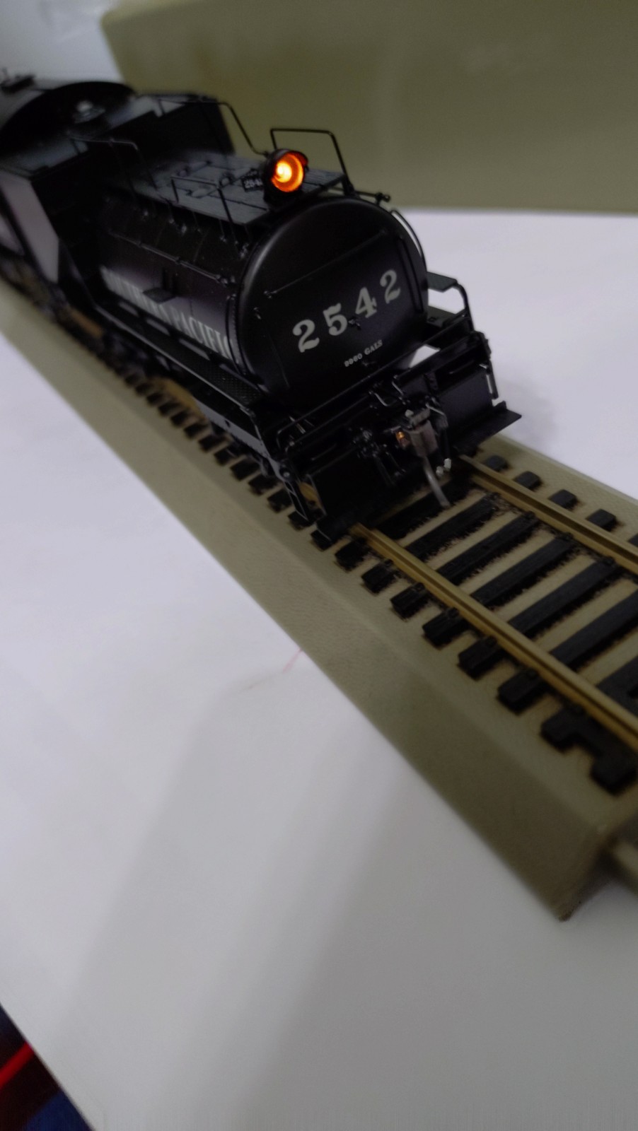Challenger Imports Brass Southern Pacific Class C-9 2-8-0 Locomotive – HO scale