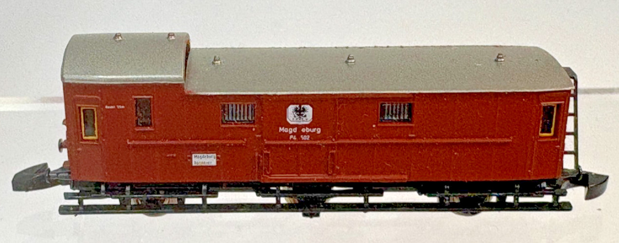 Z Scale Marklin Mini-Club 8104 Steam Passenger Train Set