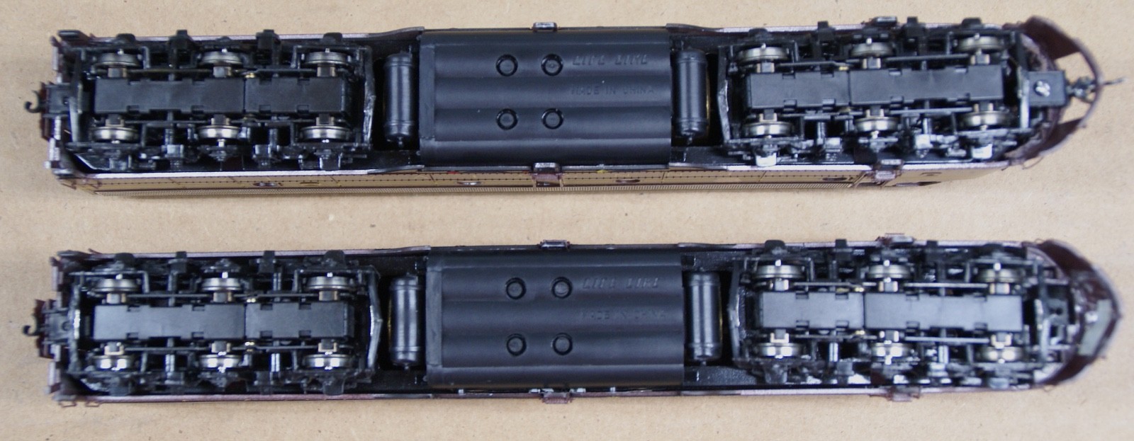 Proro 2000 HO Pair of EMD E8/E9 PRR Pennsylvania #5713 and #5797, DCC, No Sound