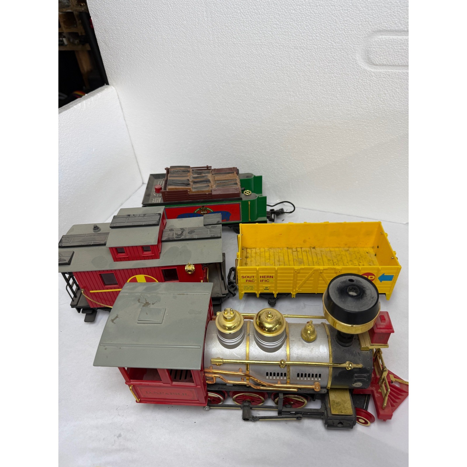 Echo Toy Train Set Multicolor Classic Rail Battery Operated Vintage Style