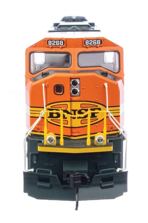 WalthersMainline ~ HO Scale ~ EMD SD75M ~ BNSF #8275 ~ Standard DC ~ 910-11004
