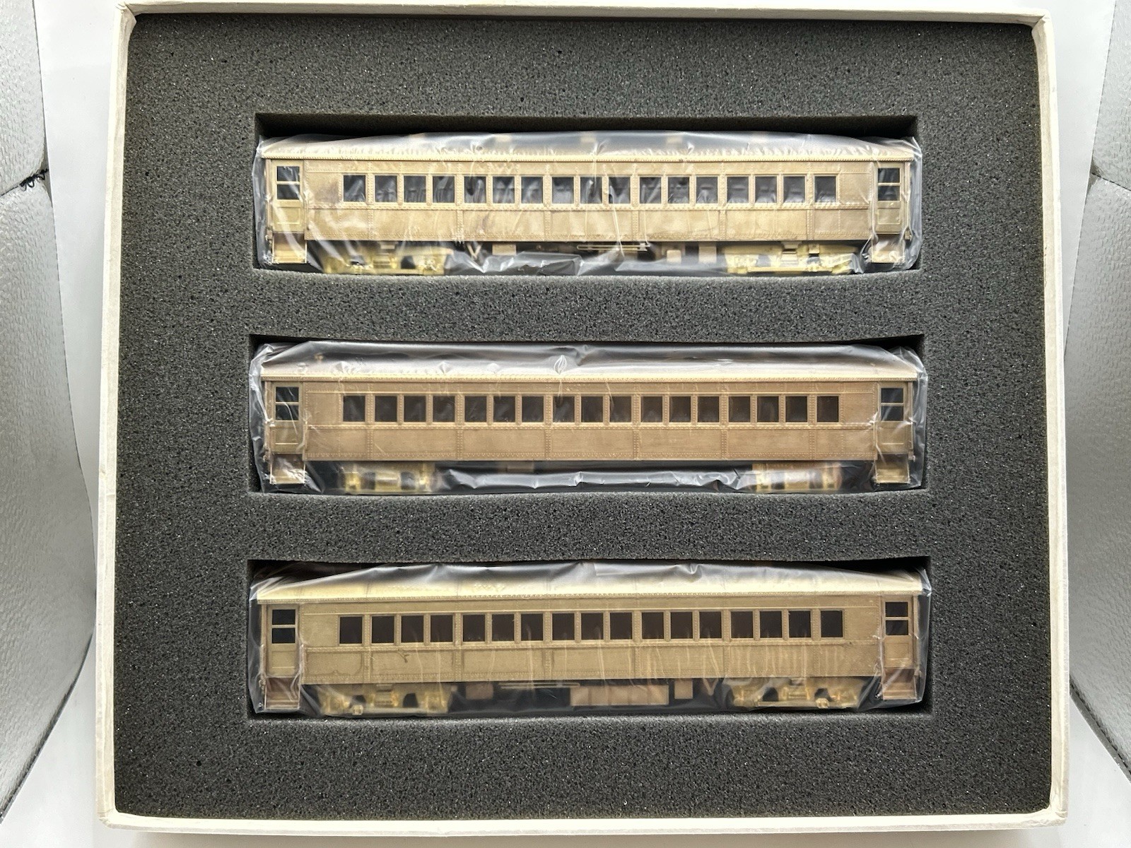 RARE HO S.SOHO & CO Brass Long Island RRR “Babylon Express” MU 3 Car Set (READ)