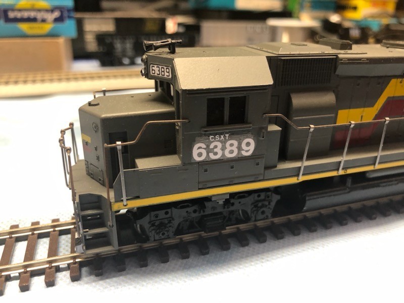 Athearn Blue Box GP40-2 CSX/SBD