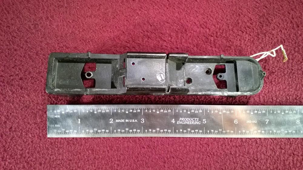 HO REVELL F7A DIESEL LOCOMOTIVE – DIECAST CHASSIS W/ HEADLIGHT