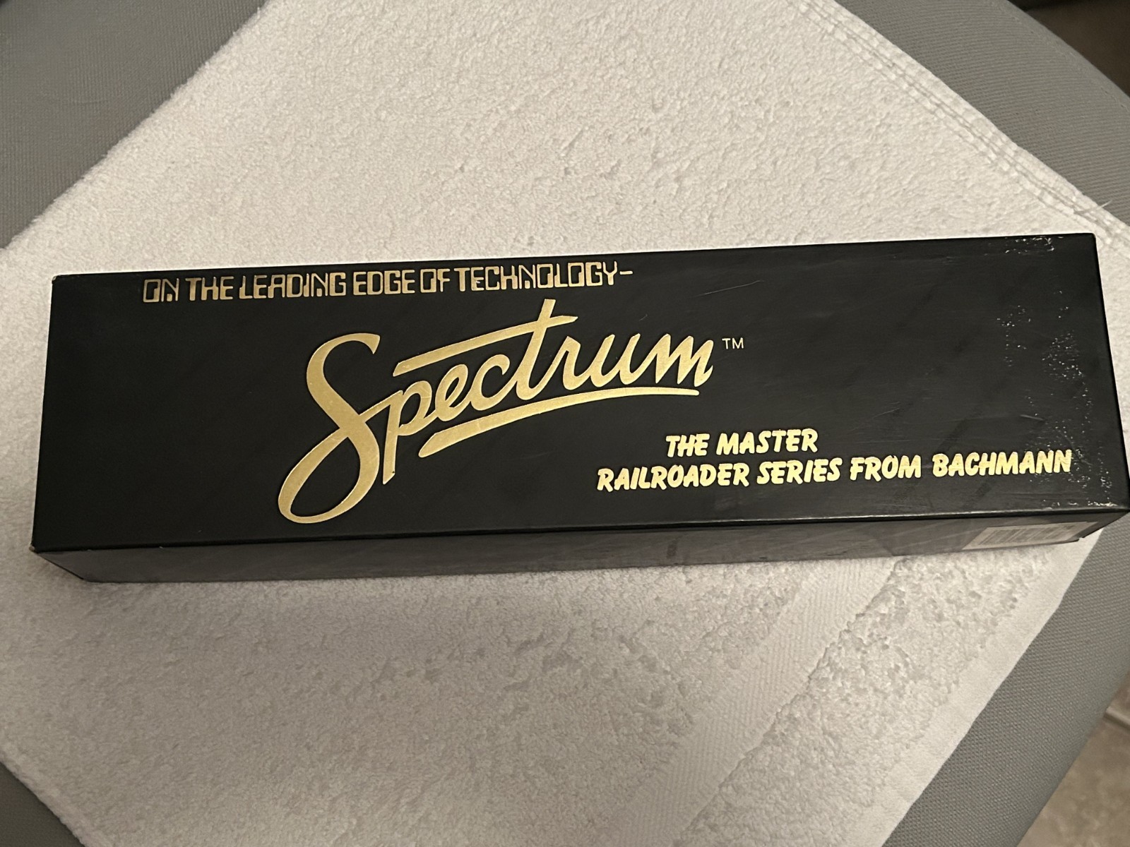 Bachmann Spectrum GE Dash 8-40C Chicago & North Western (C&NW) Pre-owned