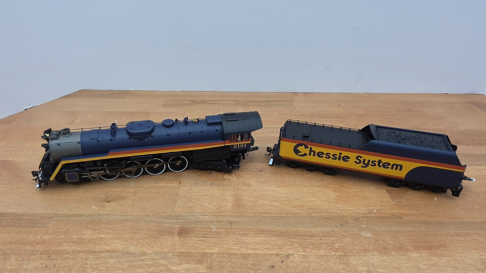 Precision Craft Models HO Reading T1 4-8-4 Chessie Steam Special Locomotive 598