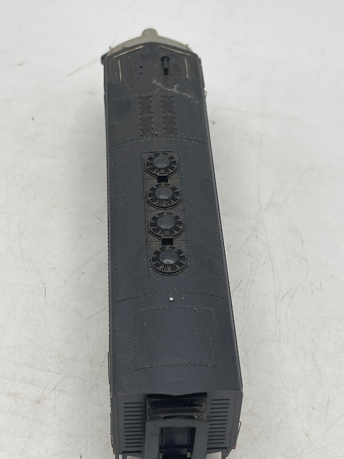 Stewart Kato HO Scale F3 Phase II Low Fans 6108 Southern Pacific Black Widow