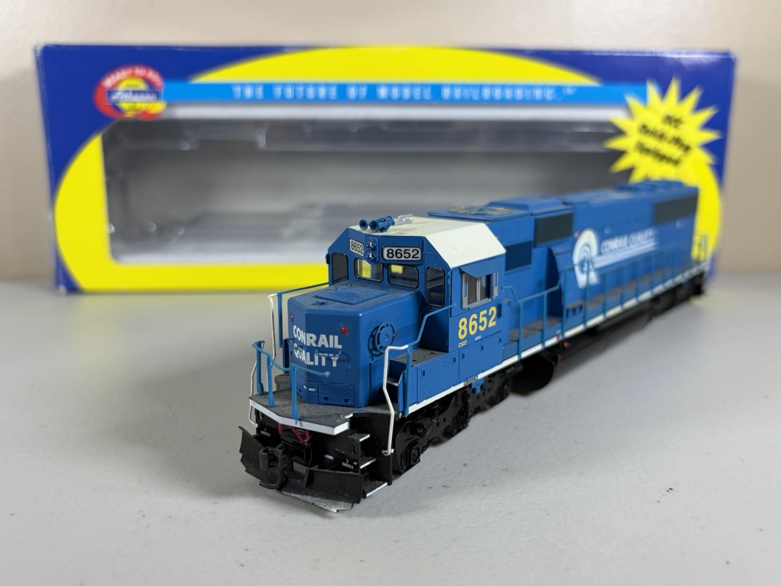 HO Athearn RTR DCC Ready Conrail(CSX Patch) SD50 #8652