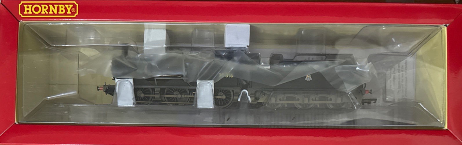 OO Gauge Hornby R3304 Drummond 700 Cl 0-6-0 Tender Loco 30316 BR Black Weathered