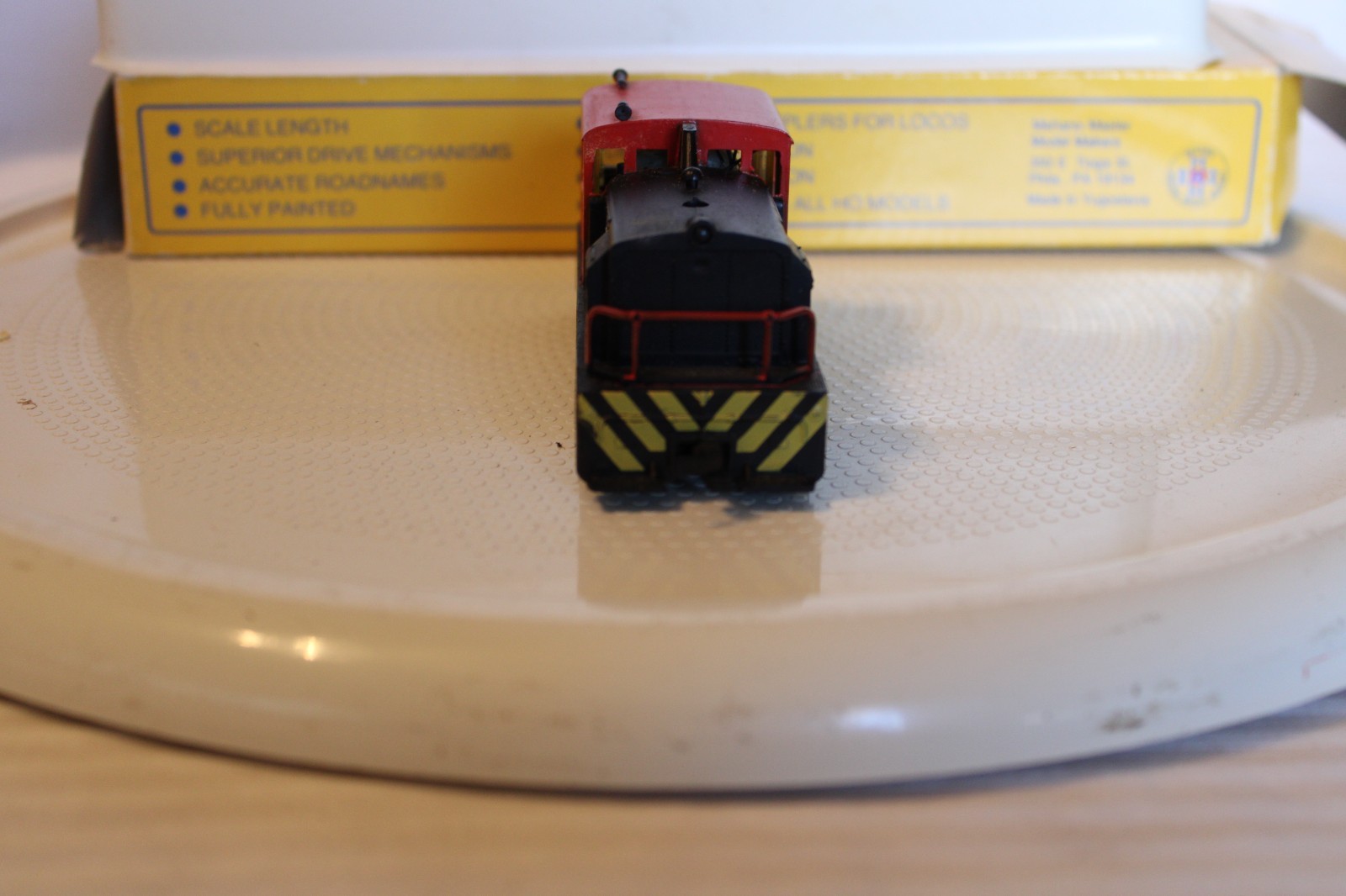 HO Scale Mehano, MDT Diesel Switcher, New Haven #5007 EUC