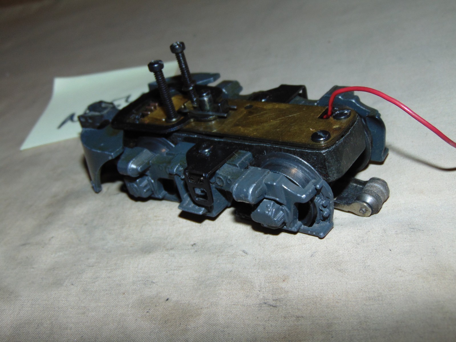 LIONEL 2354 NEW YORK CENTRAL F-3 FRONT POWER TRUCK WITH MAGNATRACTION N154