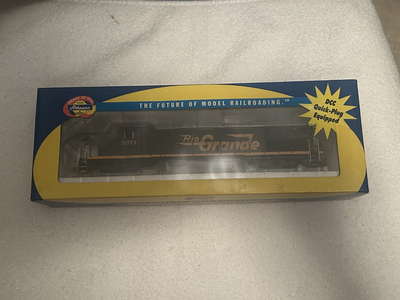 ATHEAERN#95105 HO DENVER RIO GRANDE SD40T-2, ‘TUNNEL’ MOTOR, BRAND NEW OPEN BOX