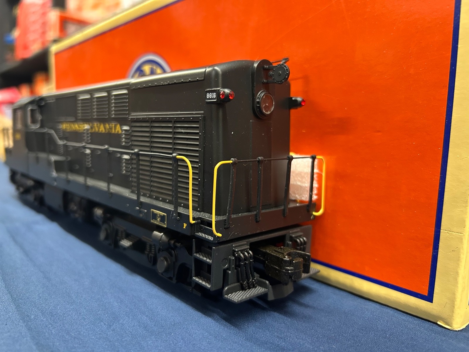 Lionel Pennsylvania #8815 H16-44 Non-Powered Diesel Engine 6-38447