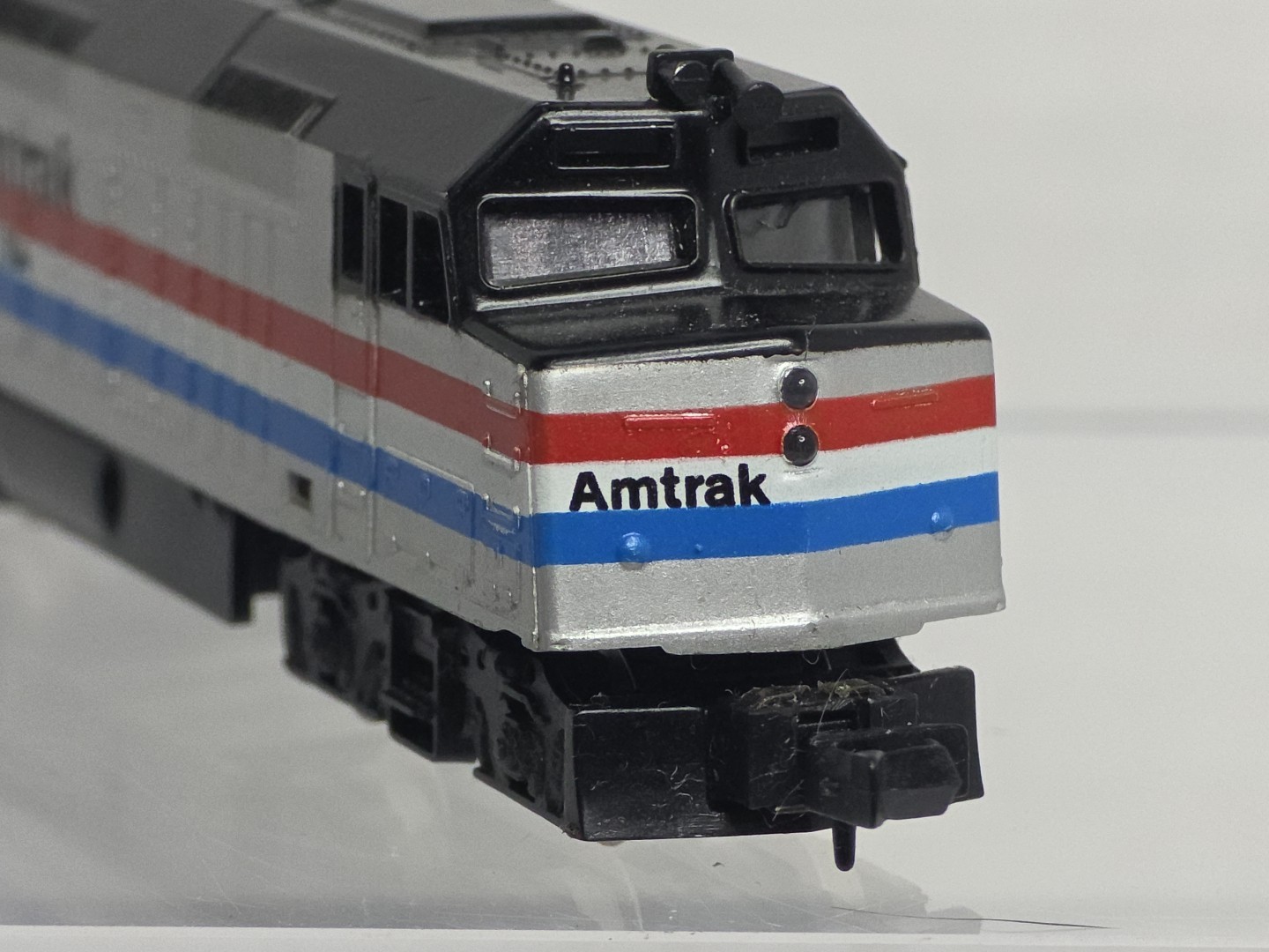 Model Power Mehano N Scale 7540 Amtrak F40PH Diesel Locomotive Runs, No Box