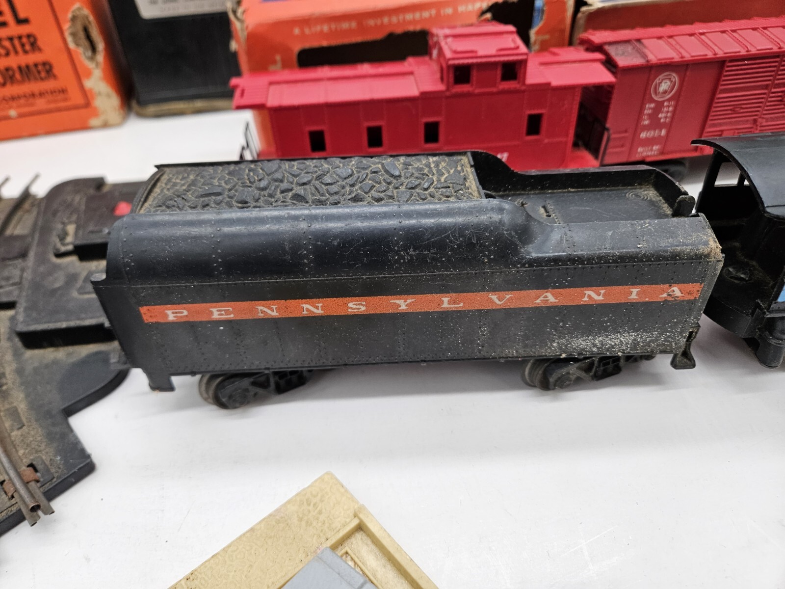 Lionel 247 Vintage O BO Blue Stripe Lot Transformer 1044 6047 Caboose Helicopter