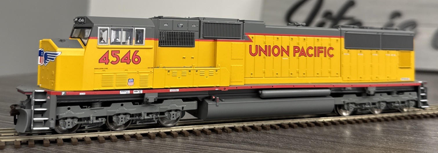 Athearn Genesis HO #G6169 Union Pacific SD70M Diesel Locomotive #4546 – NIB!