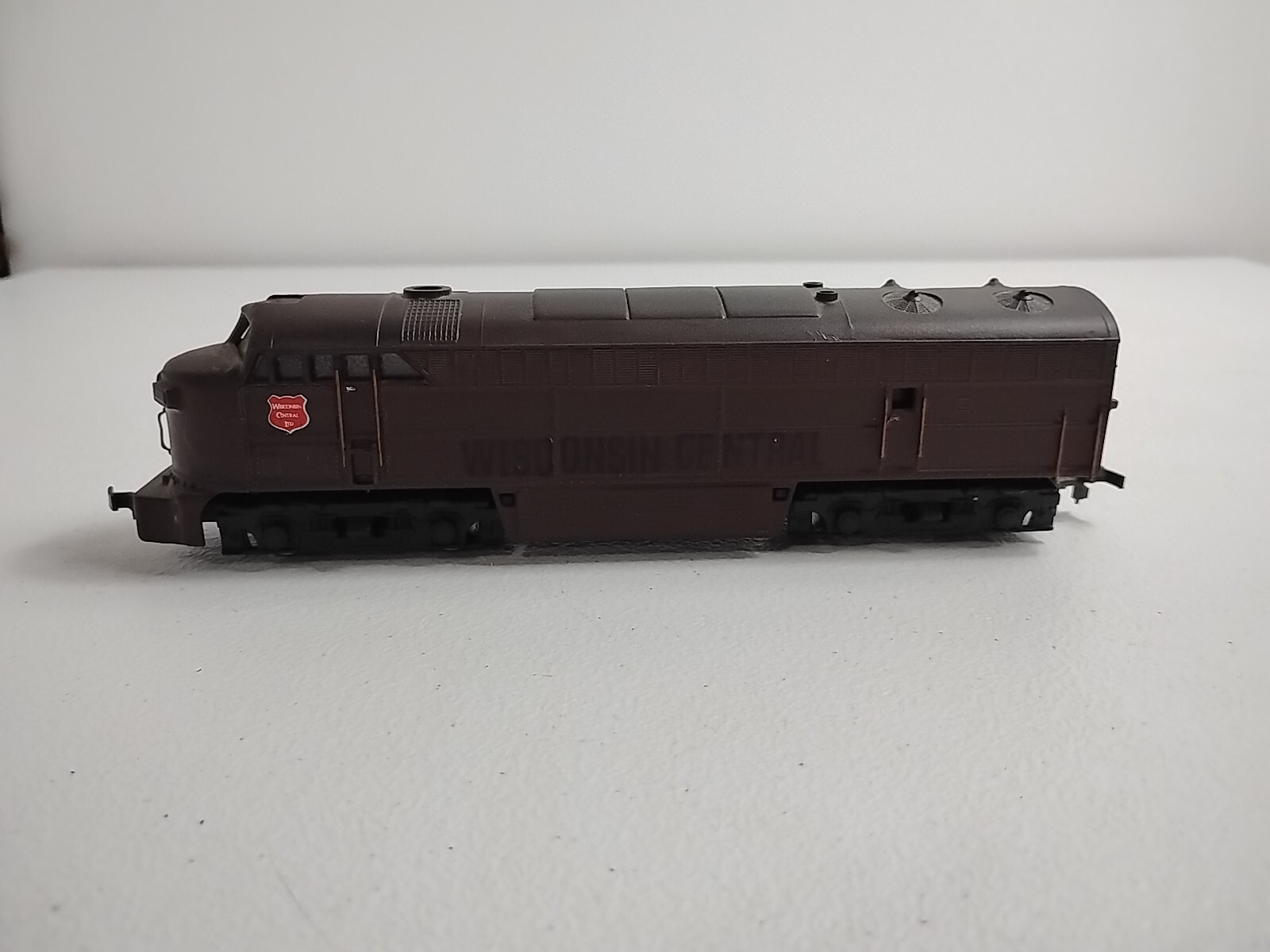 Vintage HO Wisconsin Central Locomotive AHM