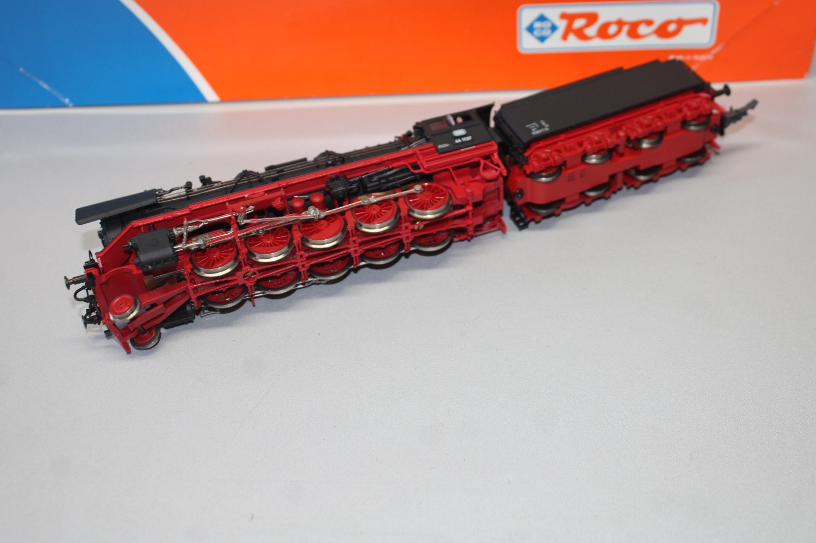 Roco 43262 Steam Locomotive Class 44 537 DB H0 Two-Rail DC, OVP