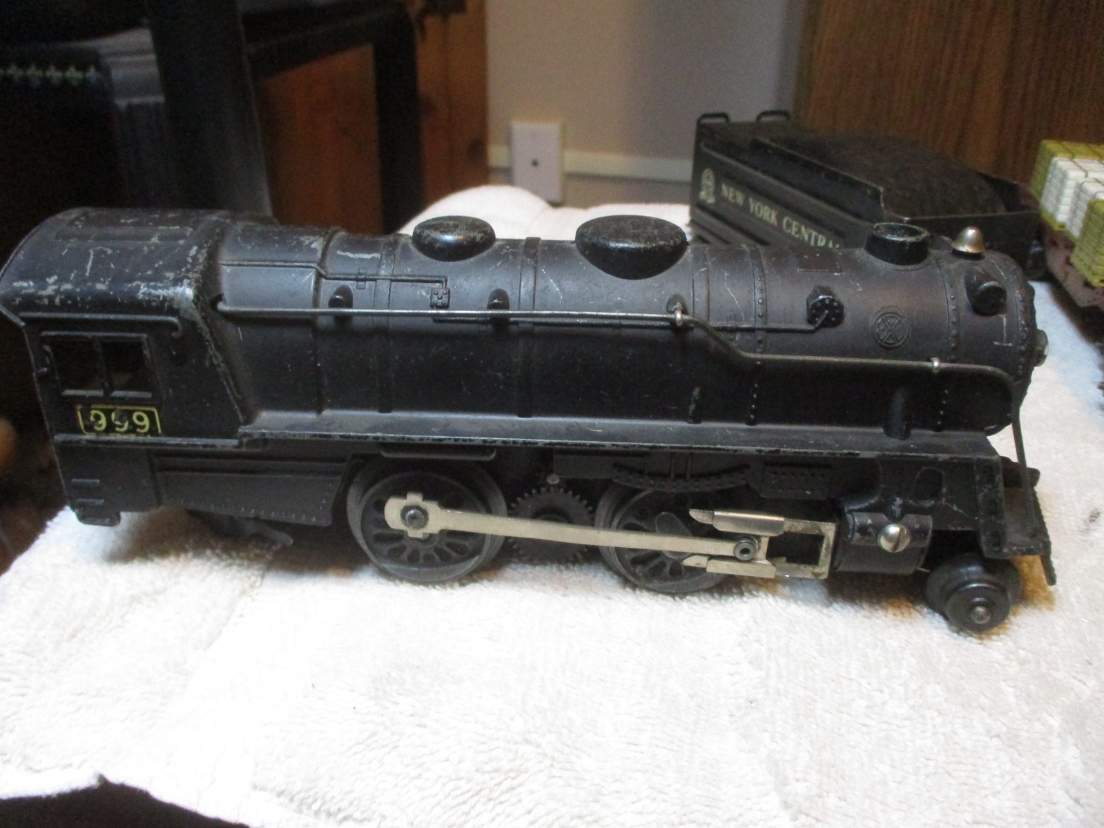 MARX O Gauge 999 NEW YORK CENTRAL LOCOMOTIVE 2-4-2 & TENDER TESTED/RUNS LIGHTS