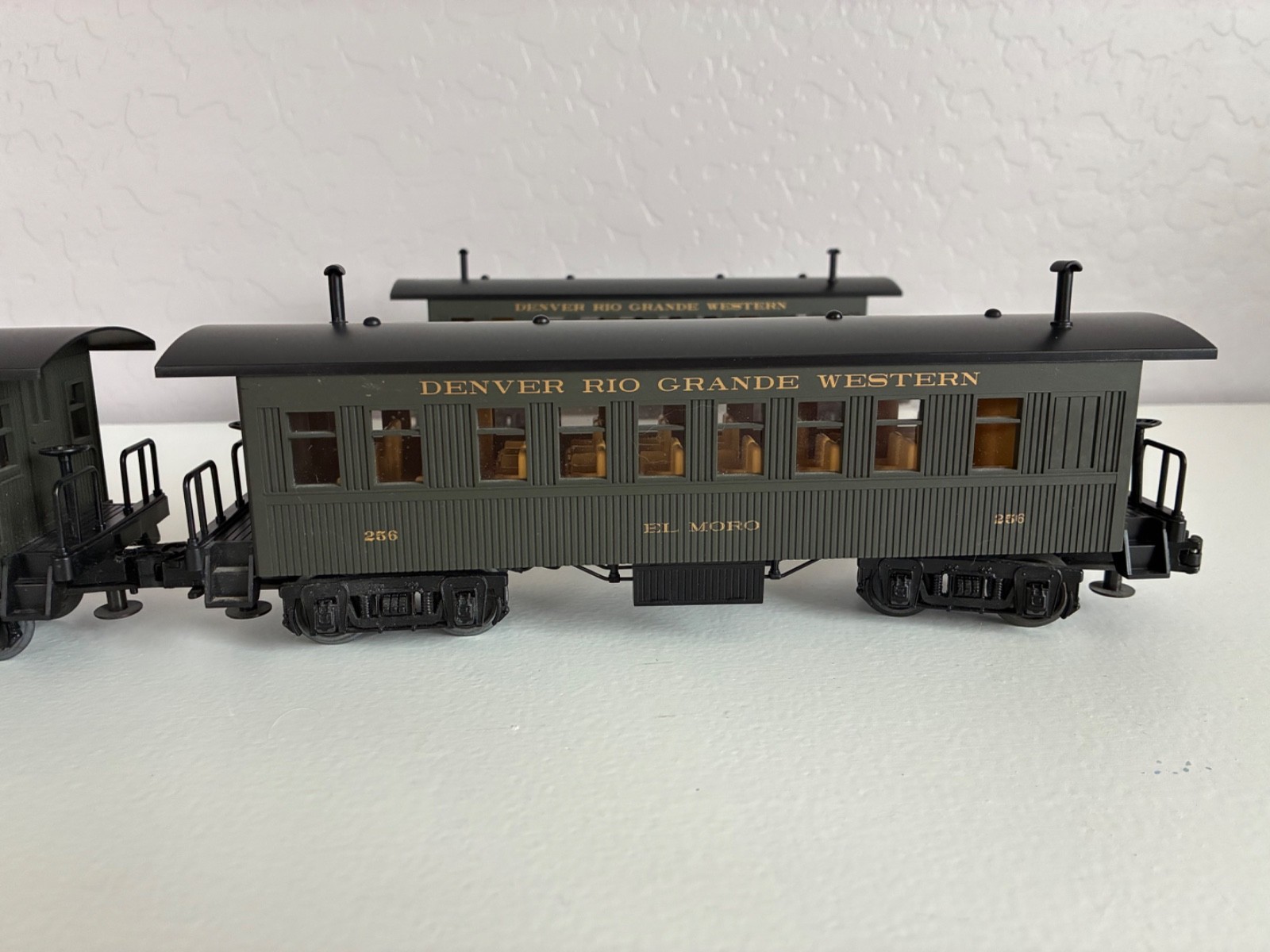 MTH 30-1160 30-6406 Denver & Rio Grande Steam Engine & Overton Passenger Cars