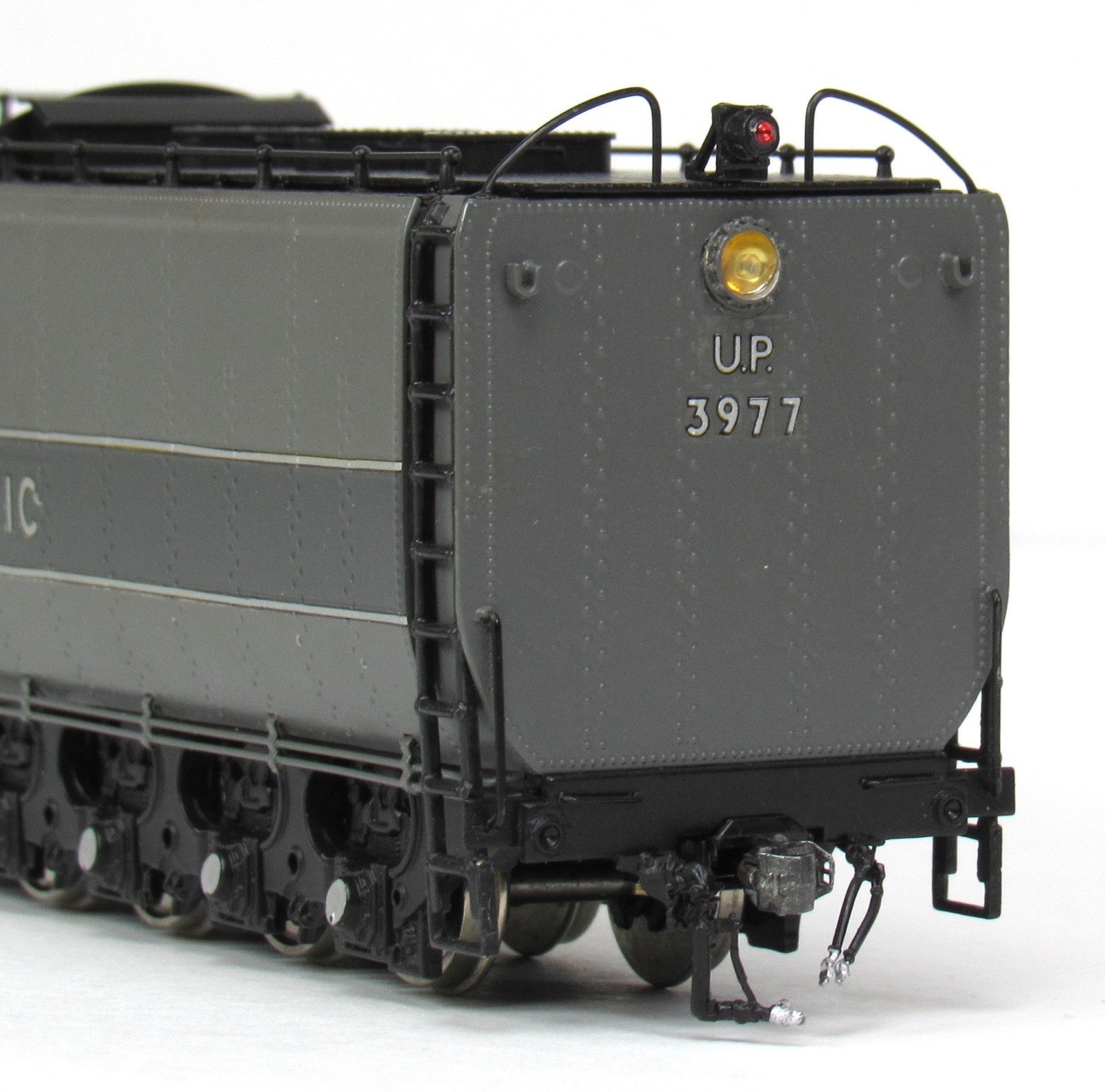 Key Imports Union Pacific 4-6-6-4 “Greyhound” Challenger Steam Engine HO-Scale *