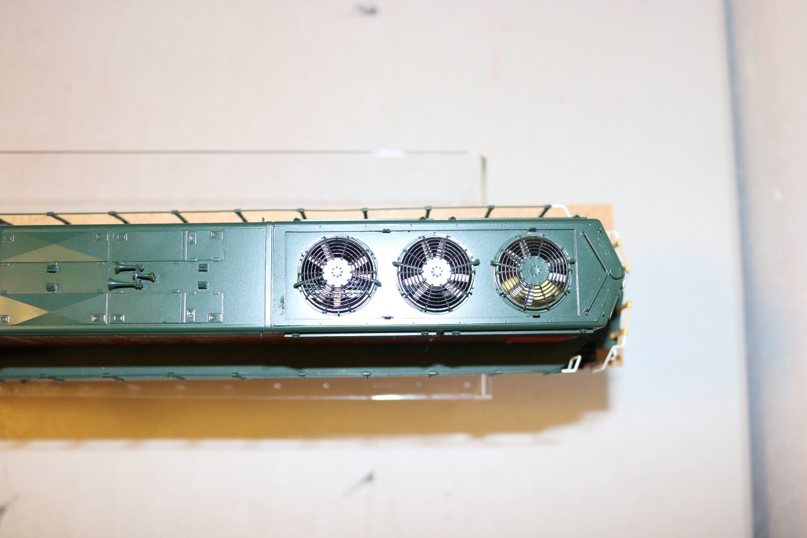 !!! Overland Models AJIN O Scale BNSF SD75M C/P w/ too many LIGHTS #8214