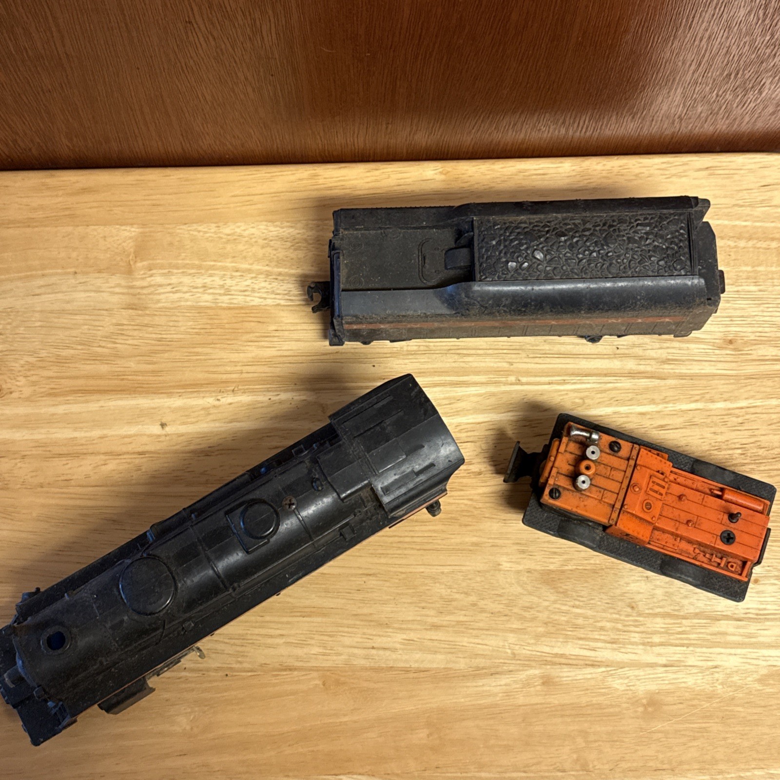 Lionel 250 Steam Locomotive Orange Stripe Vintage USA Tender & Track Cleaner