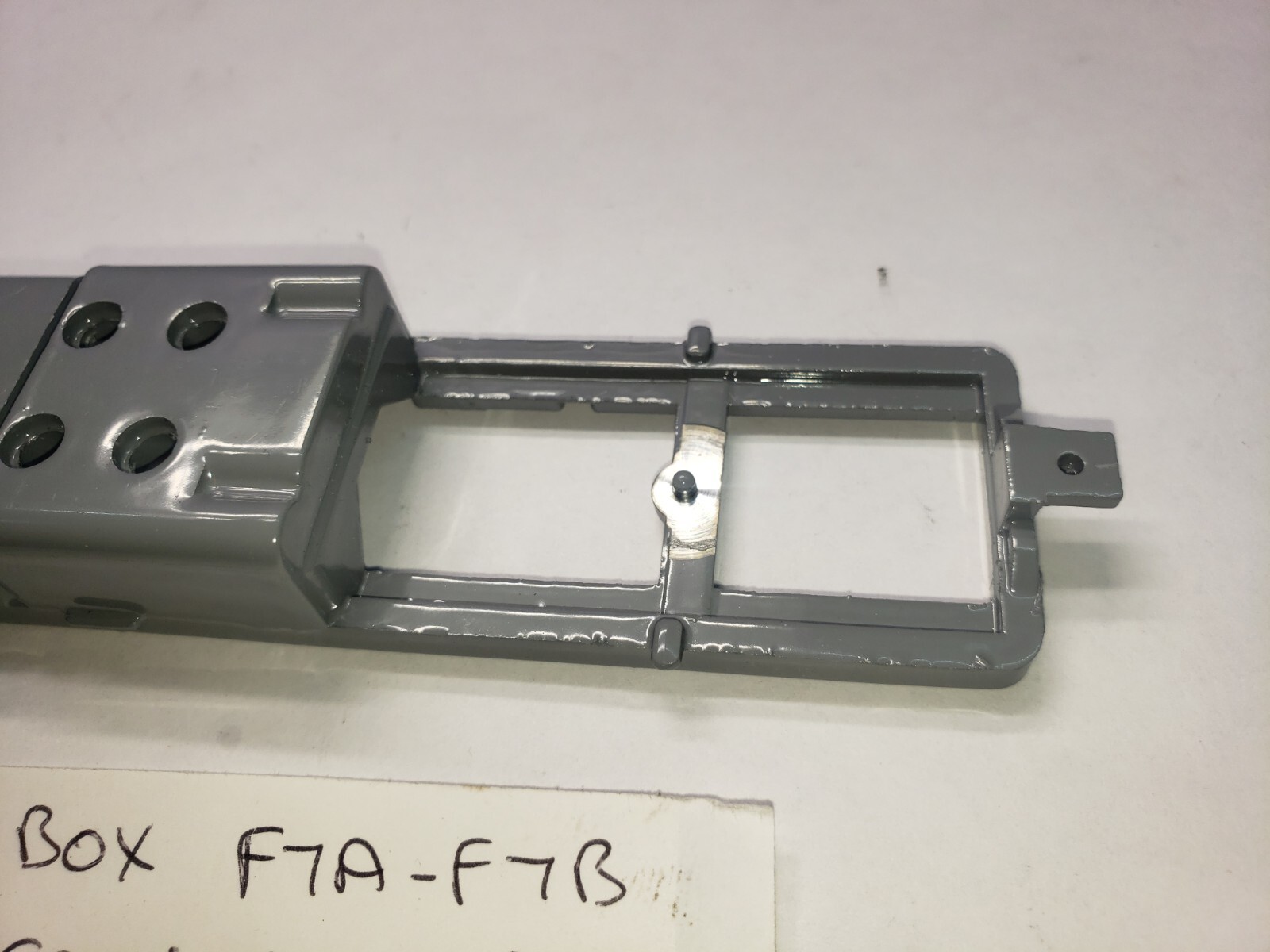 F7A F7B ATHEARN GREY DIECAST METAL UNDERFRAME CHASSIS HO SCALE DIESEL LOCOMOTIVE