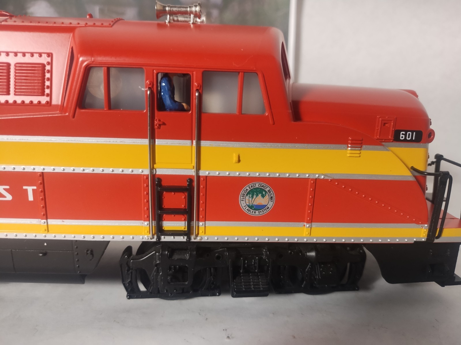MTH Diesel Engine MT2130LP BL-2 Florida East Coast #601 O Gauge Used