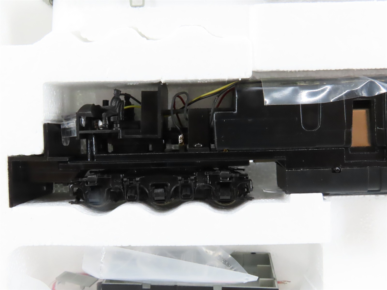 HO Scale Proto 2000 21072 Undecorated EMD E7A Diesel Locomotive – DCC Ready