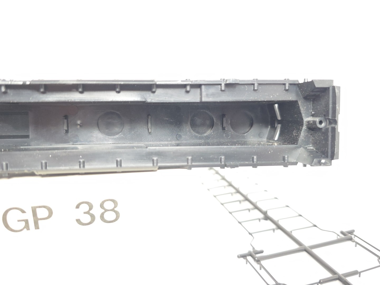 Shell Only* Atlas HO Scale GP38 Diesel Locomotive Undecorated LN Austria Roco(7)