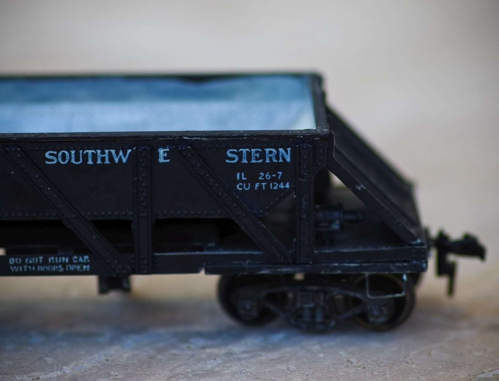 VINTAGE Athearn Roundhouse BALLAST HOPPER St. Louis SW HO Made in USA 1950’s