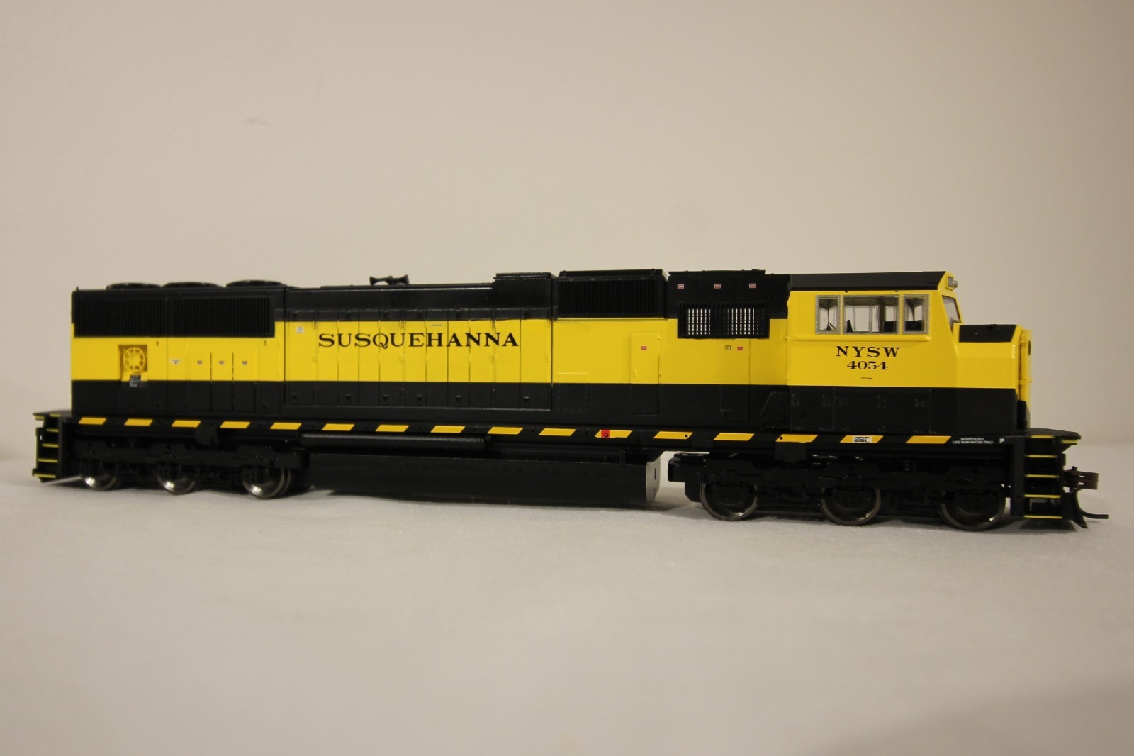 Athearn Genesis HO SD70M NYS&W Susquehanna #4054 0G6130 DC NIB NOS
