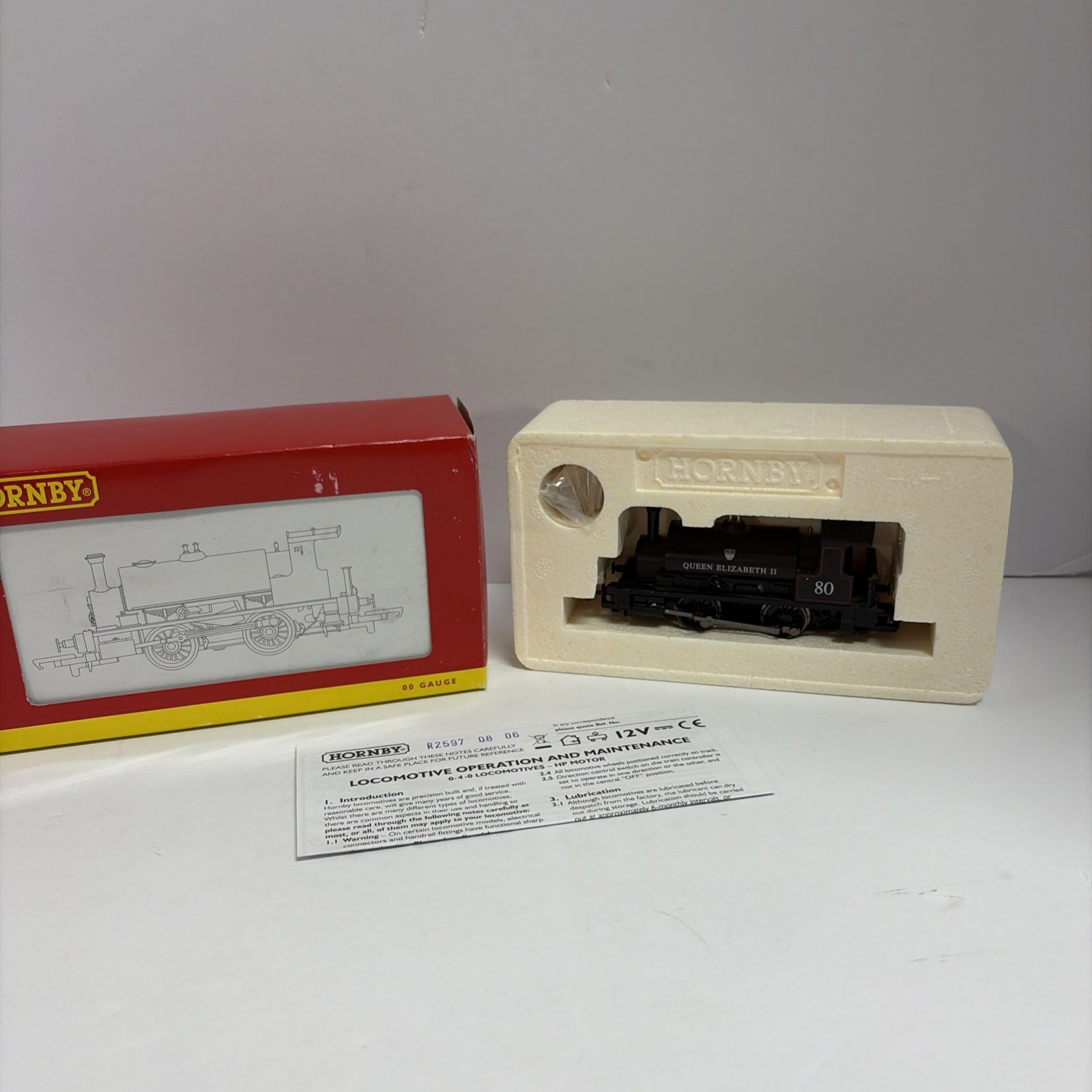 Hornby OO/00 Gauge R2597 Class 0F 0-4-0ST Queen Elizabeth 11 Locomotive