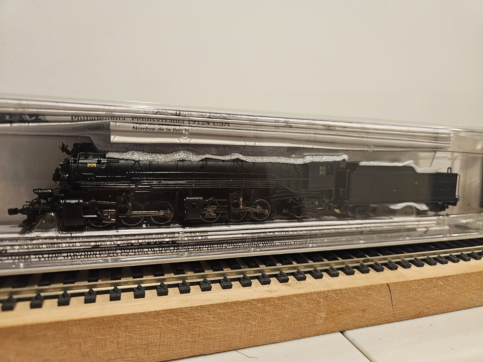 Spectrum N Scale Pennsylvania 2-6-6-2 Steam Locomotive w/ Tender DC