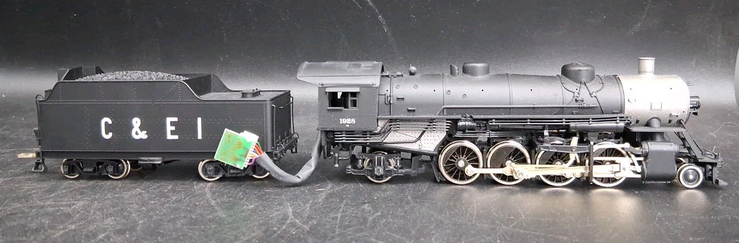 HO Athearn Genesis G9021 USRA 2-8-2 CHICAGO & EASTERN ILLINOIS C&EI