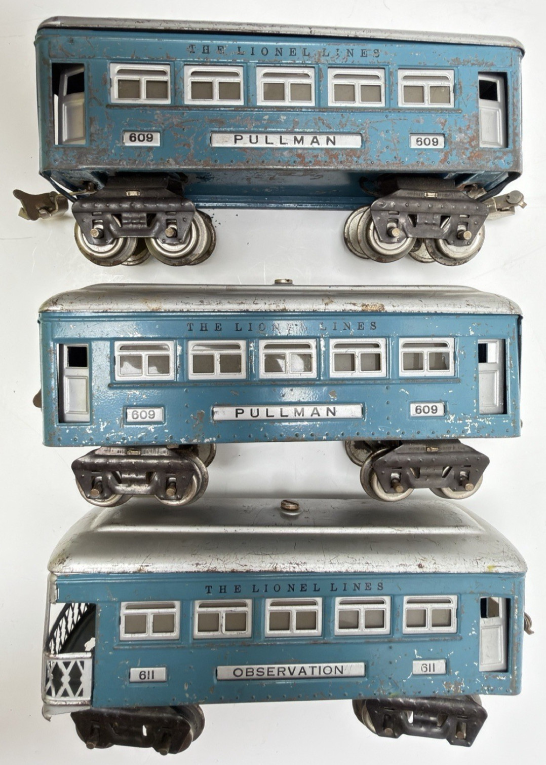 LIONEL PREWAR O-GAUGE 262 LOCOMOTIVE & TENDER WITH 609/609/611 PASSENGER CARS