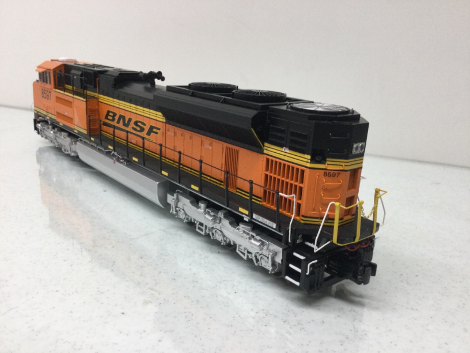 Atlas #30138151 BNSF SD 70ACe Diesel #8597 w/PS 3.0 3 Rail New