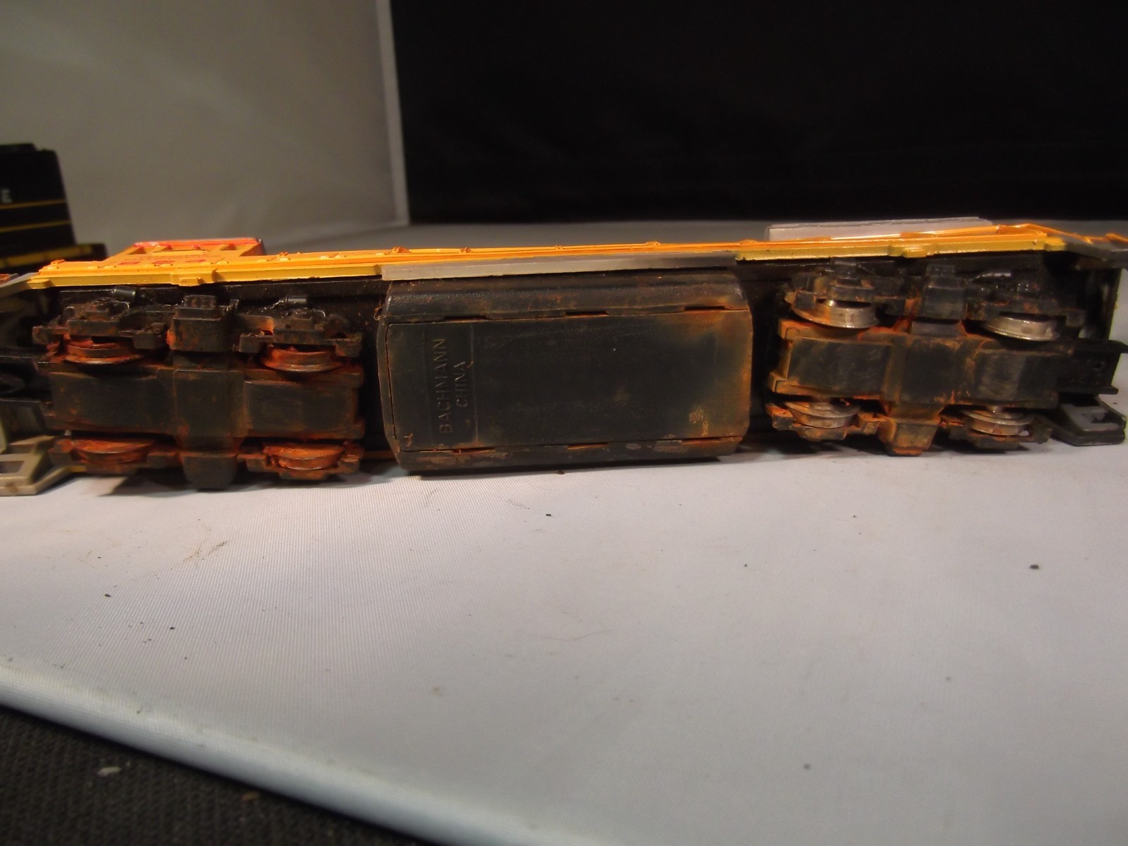 HO Scale Bachmann Locomotive Engine for Repair and a Brass Caboose from Japan