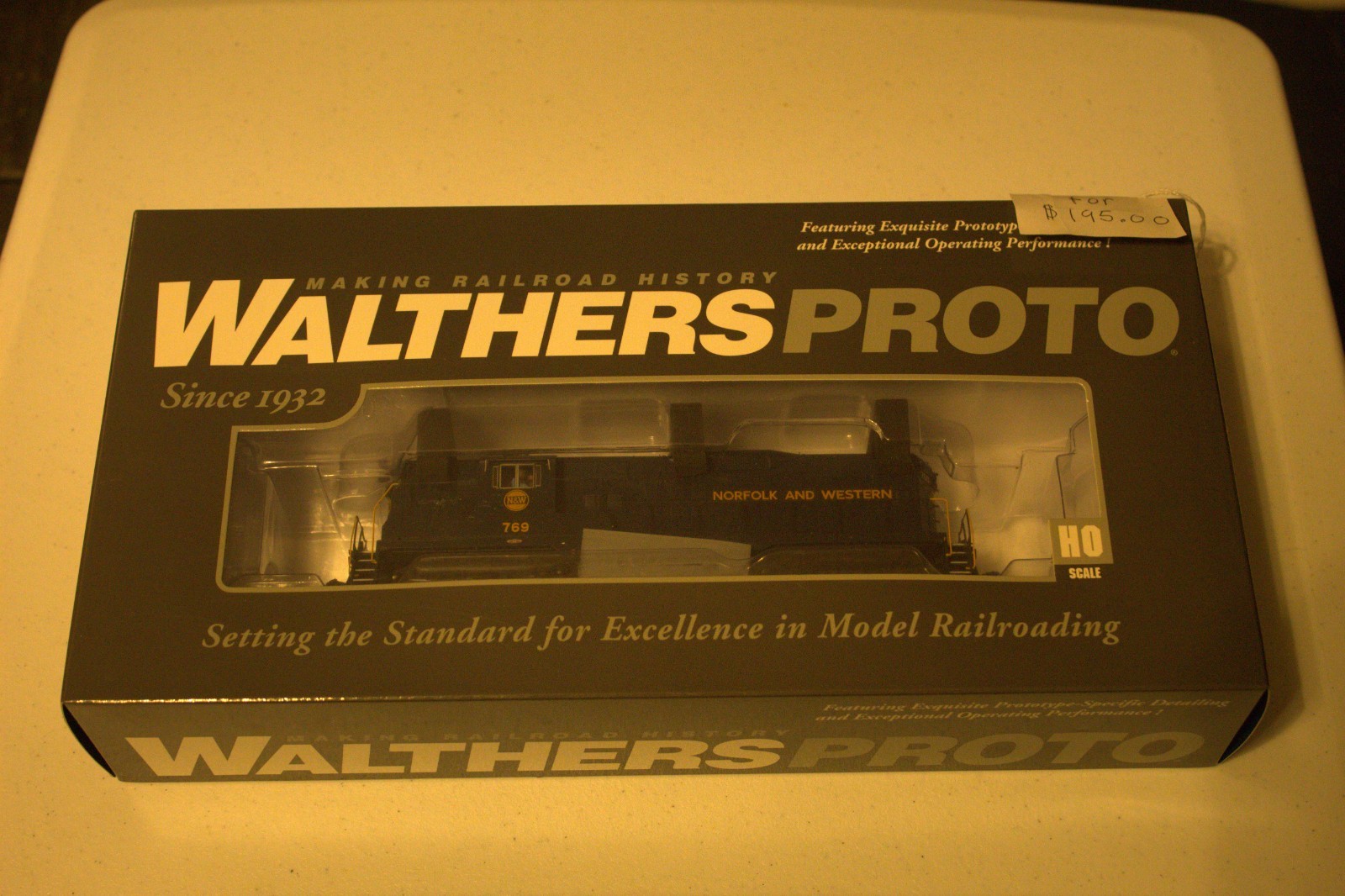 Walthers HO Proto EMD GP9 PHII Locomotive Norfolk and Western #769