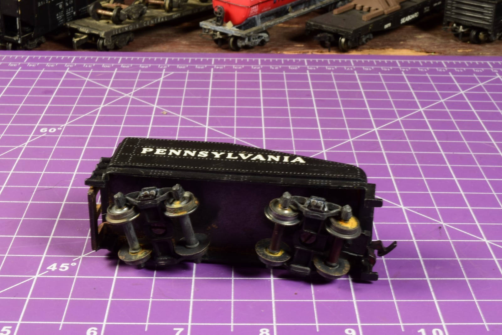 2.4 oz TrkRdy Slope Tender Pennsylvania, scratching on the sloped surface