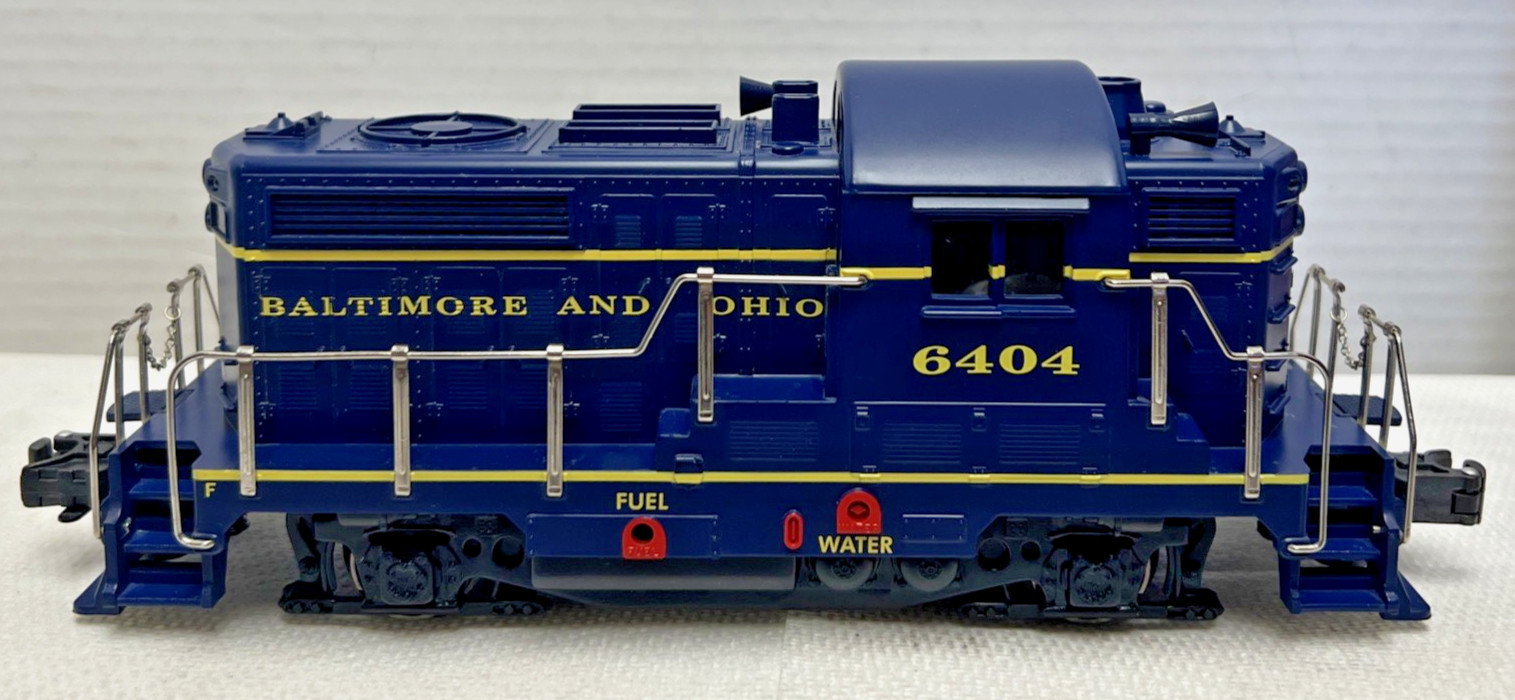 RMT O/O27 RMT-4232 BALTIMORE & OHIO GP BEEP DIESEL LOCOMOTIVE #6404 IN OB