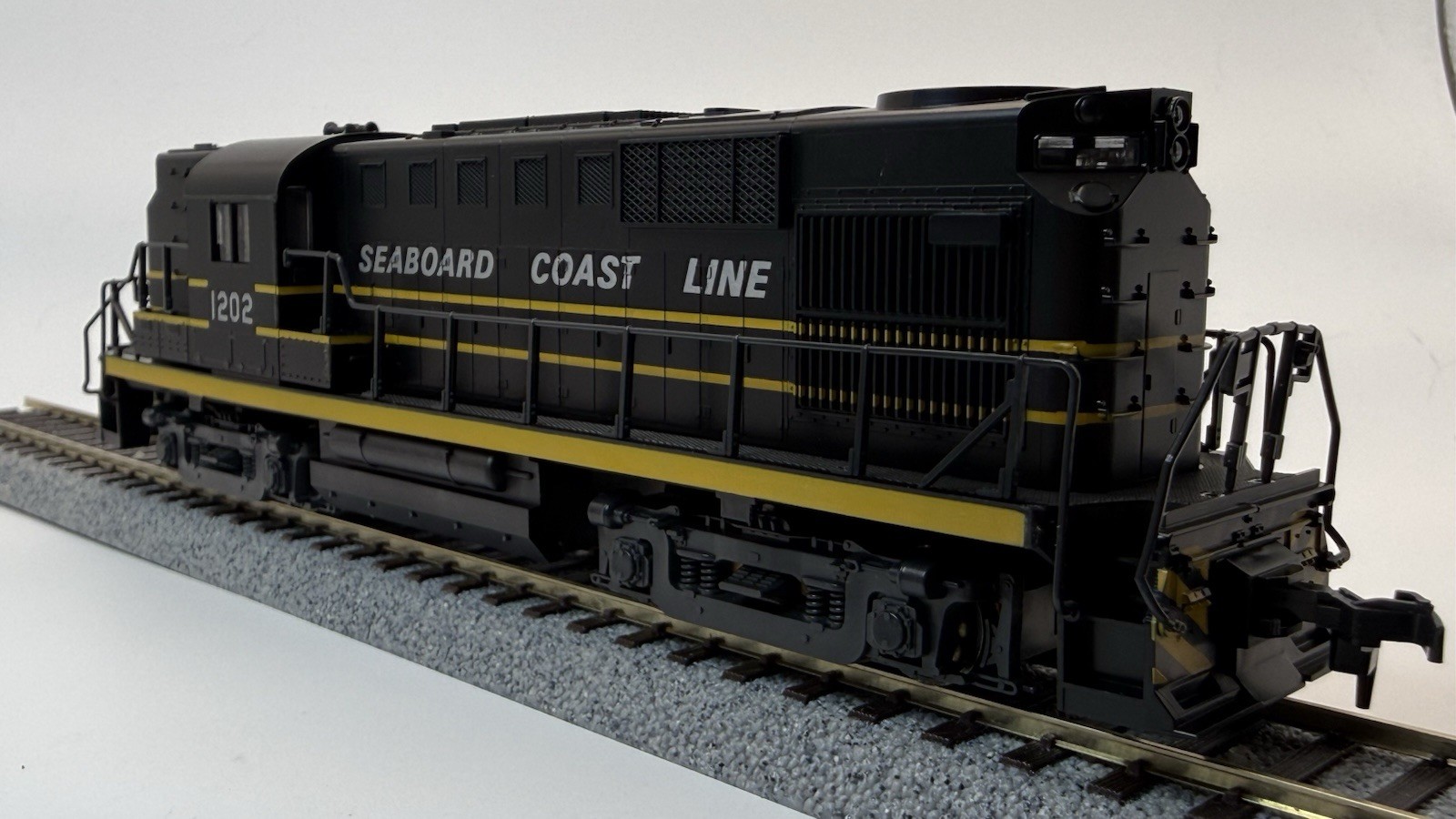 HO Atlas Seaboard Coast Line RS11 1202 Kato Drive Boxed Tested