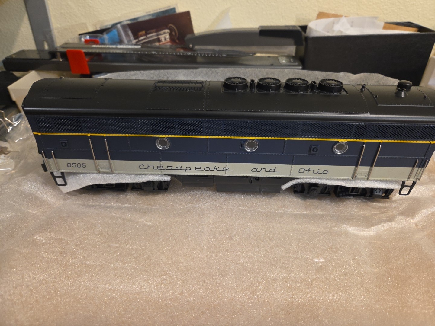MTH Rail King MT 2125 – LB Chesapeake Ohio EMD DIESEL F 3 B 3 Rail