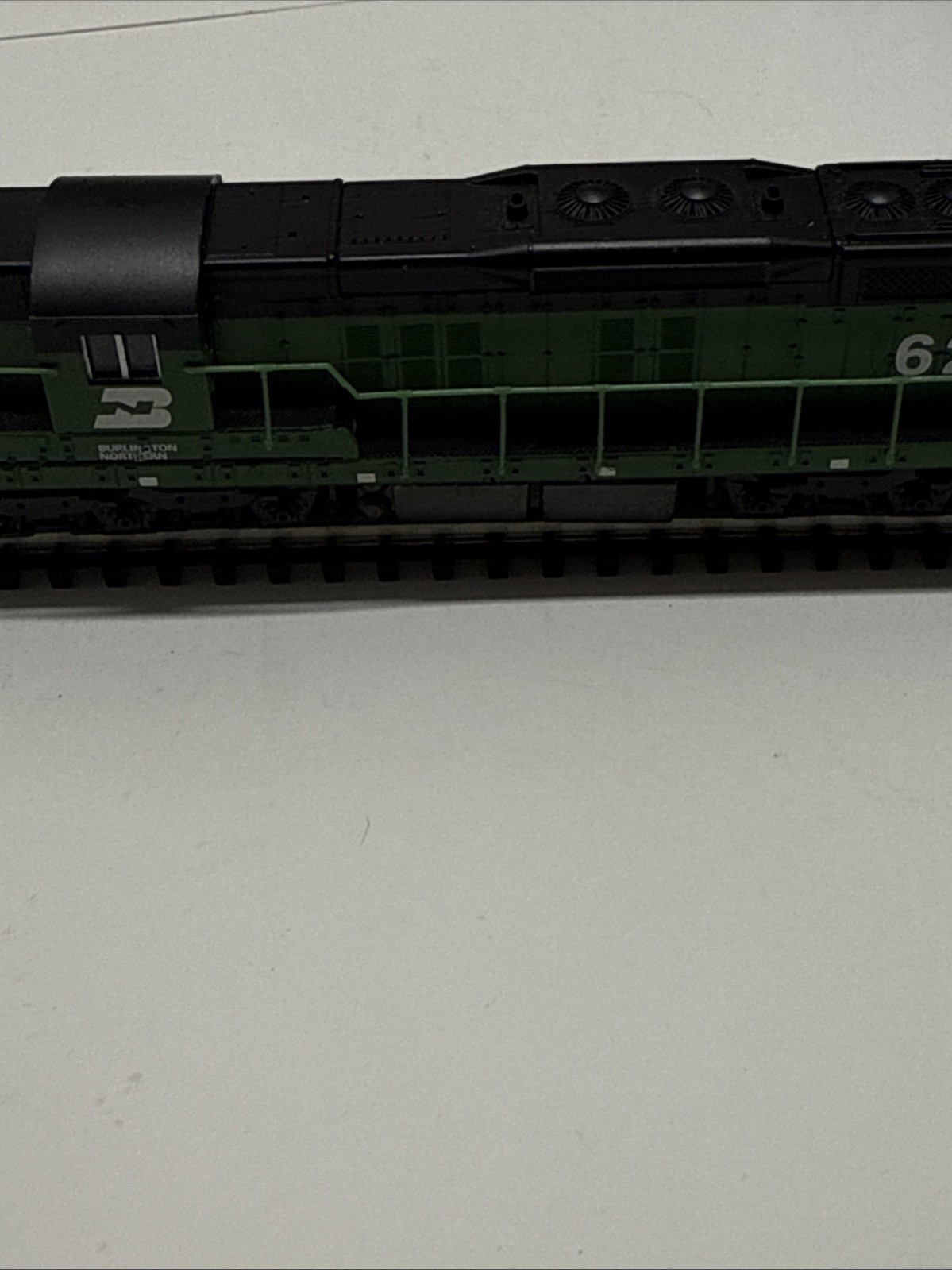 LIFE LIKE N Scale 7740 Burlington Northern BN SD7 #6232 DC Green READ Untested